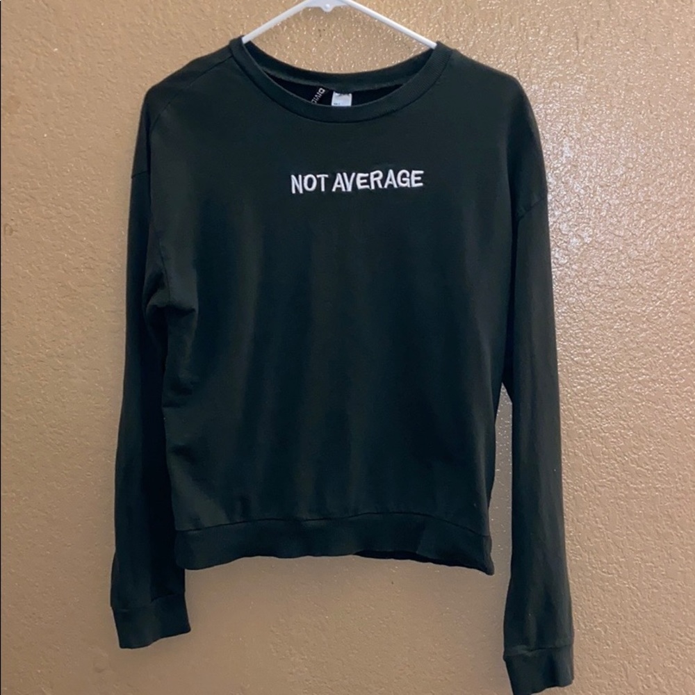 Dark Greek “Not Average” H&M Long sleeve